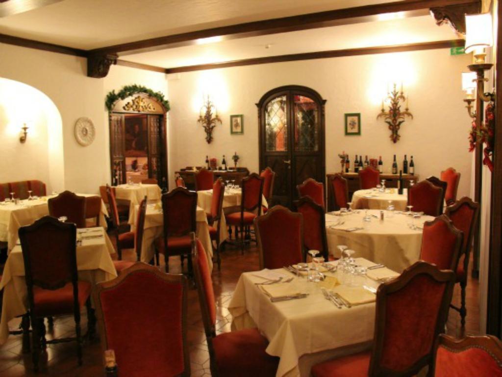 Hotel Capannina كورتينا دامبيتزو المظهر الخارجي الصورة