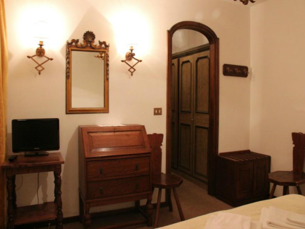 Hotel Capannina كورتينا دامبيتزو المظهر الخارجي الصورة