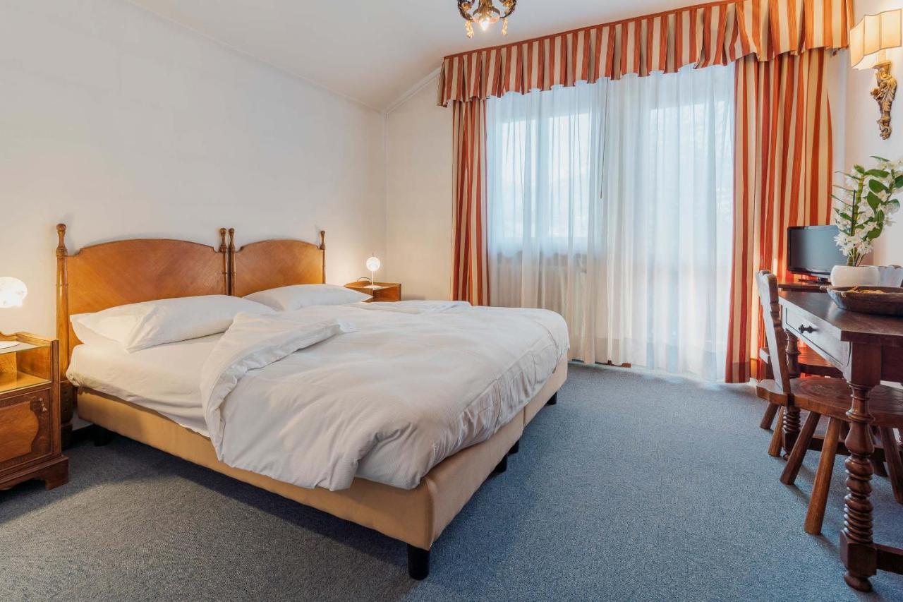 Hotel Capannina كورتينا دامبيتزو المظهر الخارجي الصورة